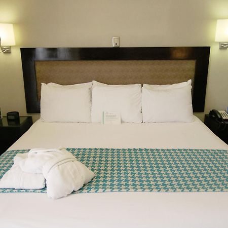 Wyndham Costa Del Sol Cajamarca Hotel Exterior photo